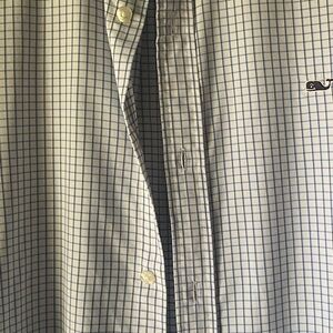 Vineyard Vines Blue and White Casual Button Down Shirt